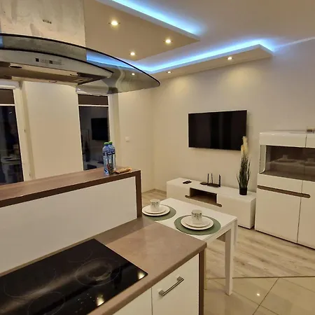 Morski Aquasfera Apartman *